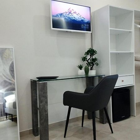 Agatha Modern Elegant Rooms Sant'Agata di Militello Eksteriør billede