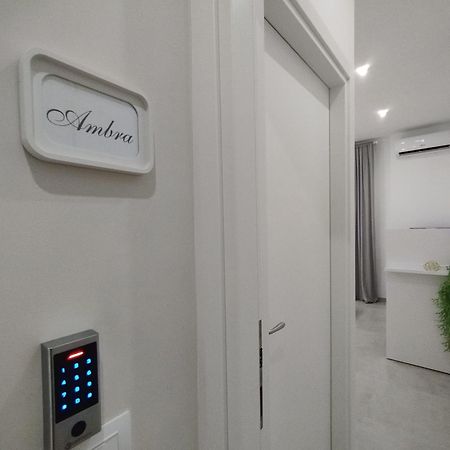 Agatha Modern Elegant Rooms Sant'Agata di Militello Eksteriør billede