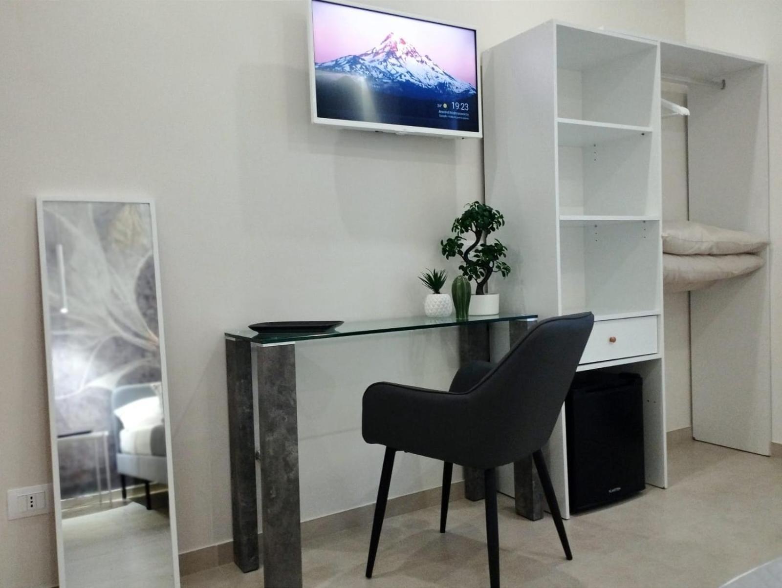 Agatha Modern Elegant Rooms Sant'Agata di Militello Eksteriør billede