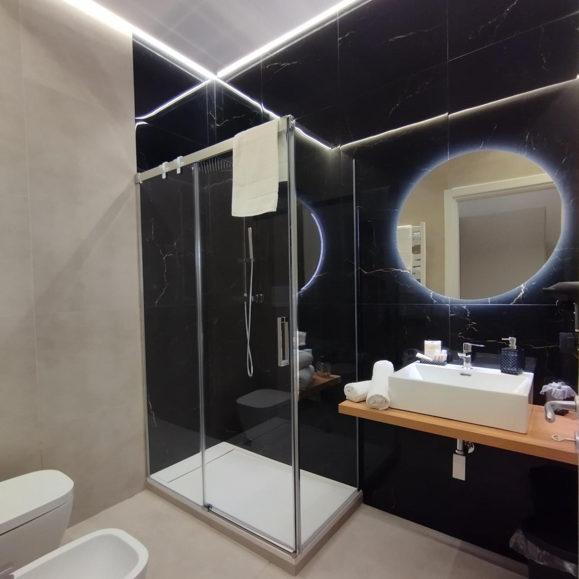 Agatha Modern Elegant Rooms Sant'Agata di Militello Eksteriør billede